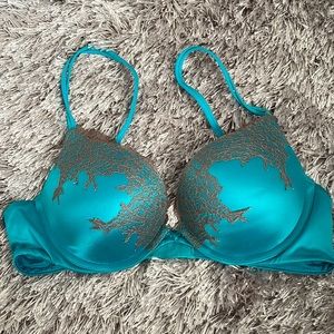 Victorias Secret Very Sexy Push-Up